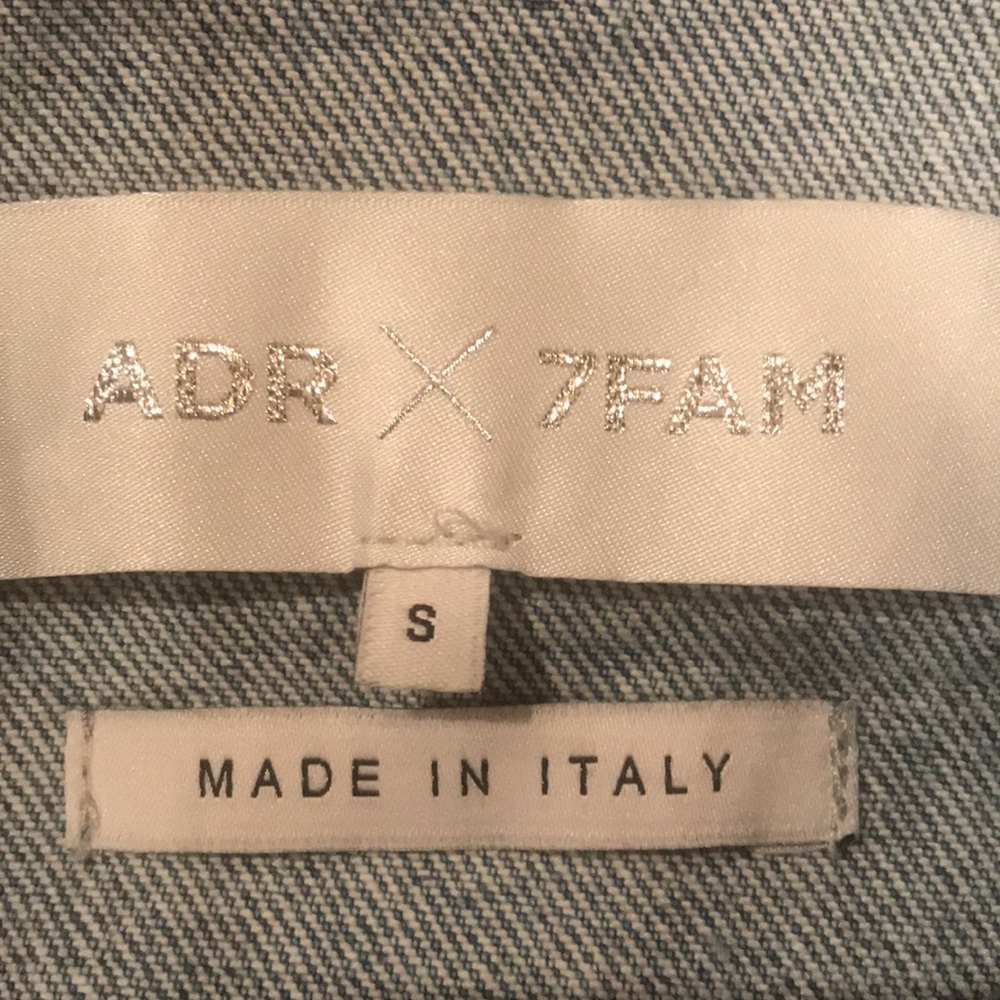 7 for all mankind Jean jacket  with Swarovski element . Watch the video please - Picture 7 of 17